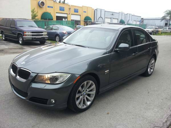 BMW 3 series 2011 photo 4