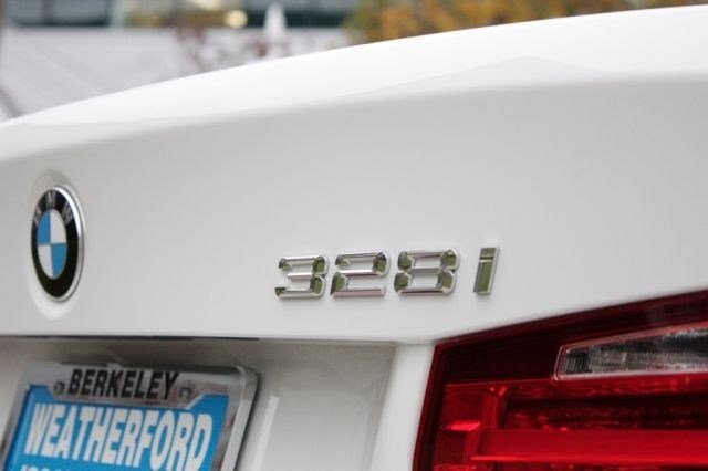 BMW 3 series 2012 photo 2