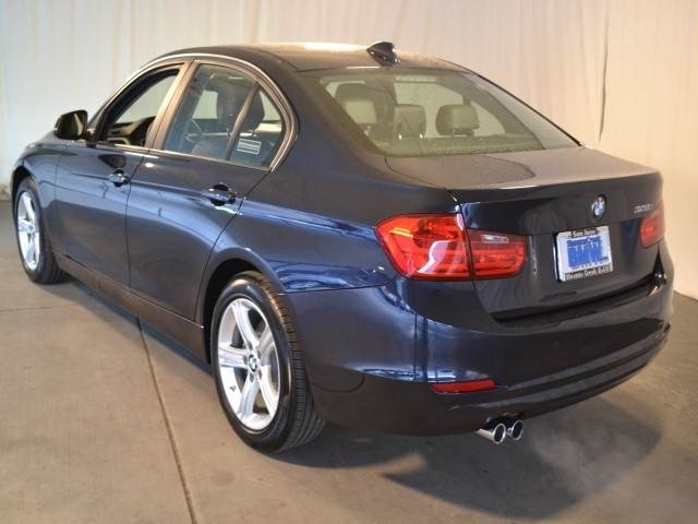 BMW 3 series 2012 photo 1