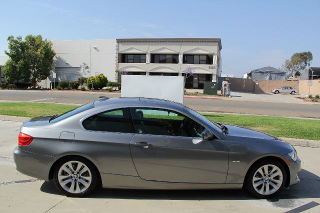 BMW 3 series 2012 photo 24
