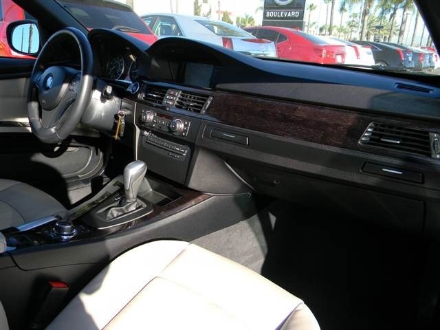 BMW 3 series 2012 photo 1