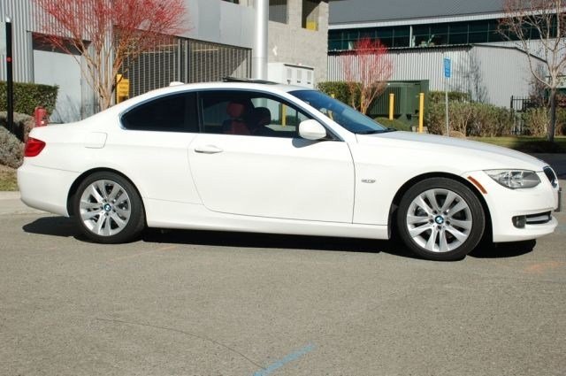 BMW 3 series 2012 photo 2