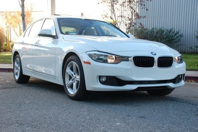BMW 3 series 2012 photo 1