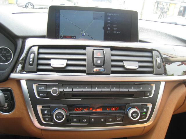 BMW 3 series 2013 photo 1