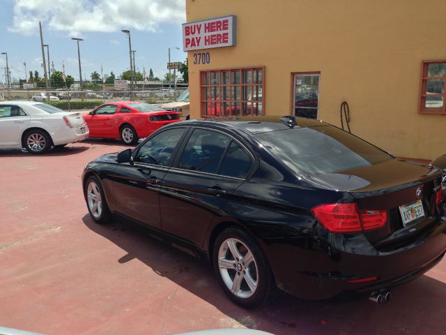 BMW 3 series 2013 photo 1