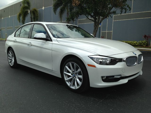 BMW 3 series 2013 photo 36