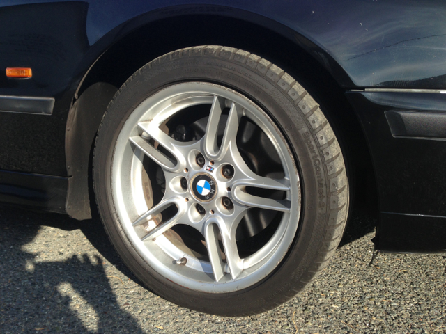 BMW 5-Series 2000 photo 2