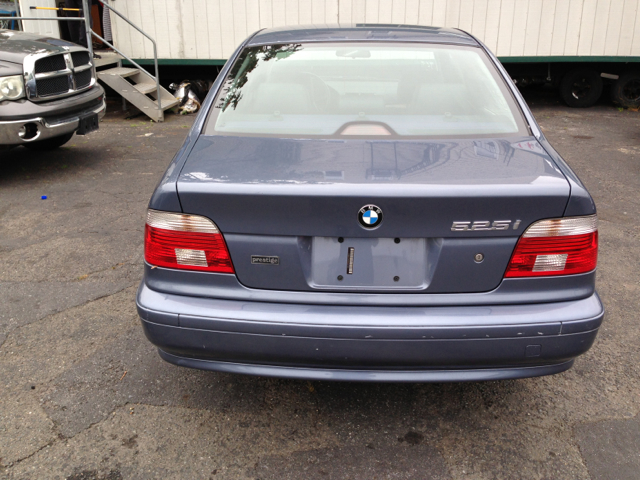 BMW 5-Series 2001 photo 2