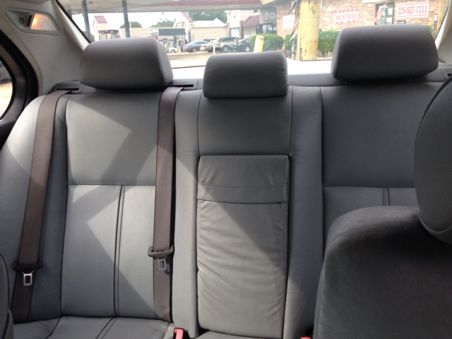 BMW 5-Series 2001 photo 1