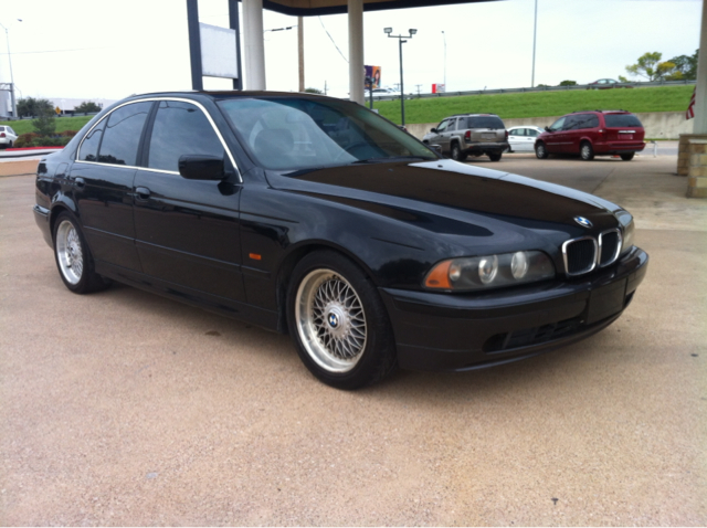 BMW 5-Series 2001 photo 1