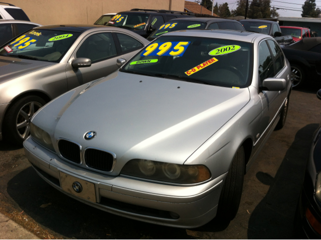 BMW 5-Series 2002 photo 0