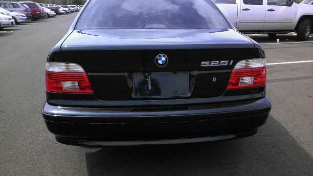 BMW 5-Series 2002 photo 3