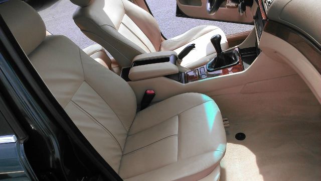 BMW 5-Series 2002 photo 4