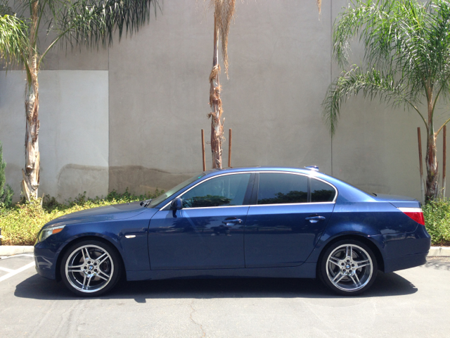 BMW 5-Series 2004 photo 3