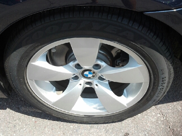 BMW 5-Series 2008 photo 3
