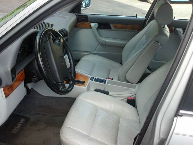 BMW 5 series 1992 photo 2