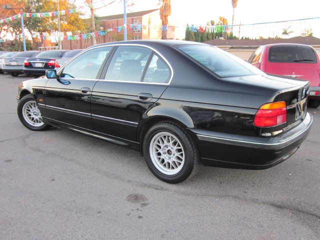 BMW 5 series 1999 photo 1
