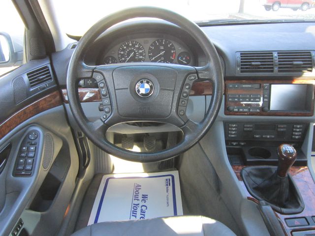 BMW 5 series 2000 photo 4