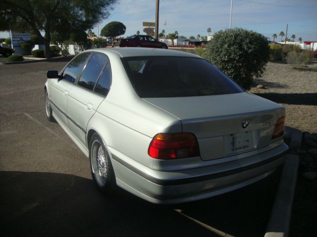 BMW 5 series 2000 photo 4