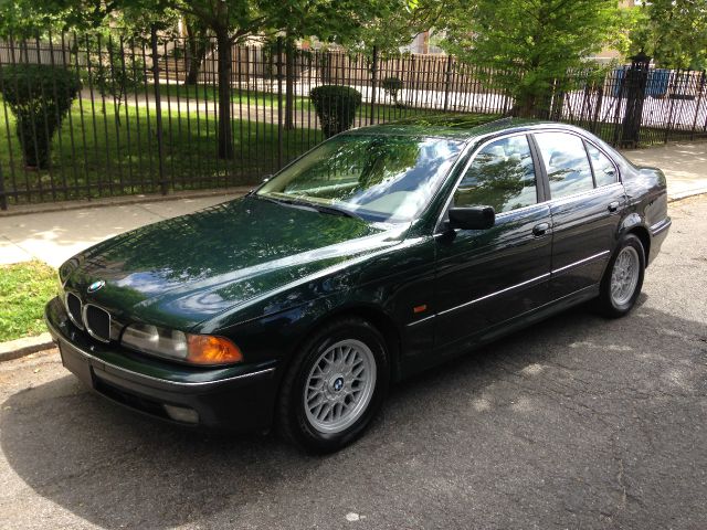 BMW 5 series 2000 photo 2