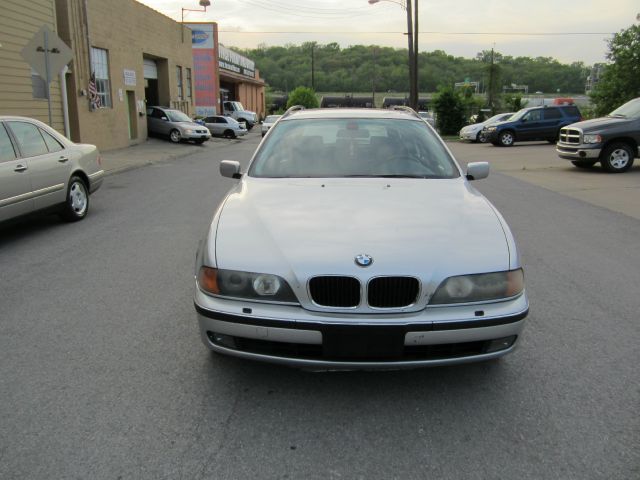 BMW 5 series 2000 photo 3