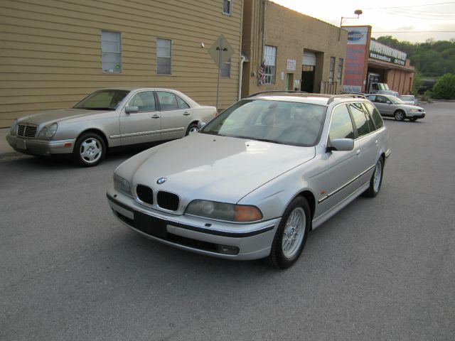 BMW 5 series 2000 photo 4