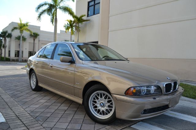 BMW 5 series 2001 photo 1