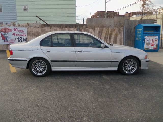 BMW 5 series 2001 photo 0
