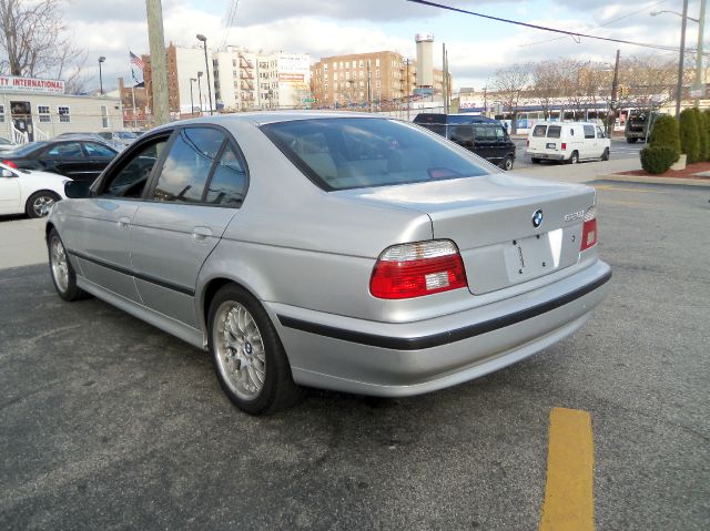 BMW 5 series 2001 photo 2