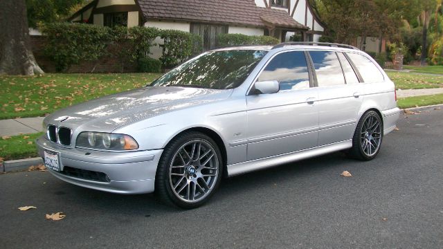 BMW 5 series 2002 photo 1