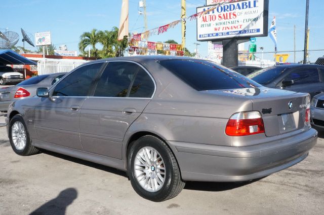 BMW 5 series 2003 photo 3
