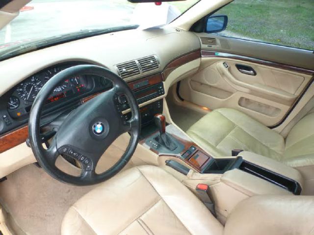 BMW 5 series 2003 photo 1