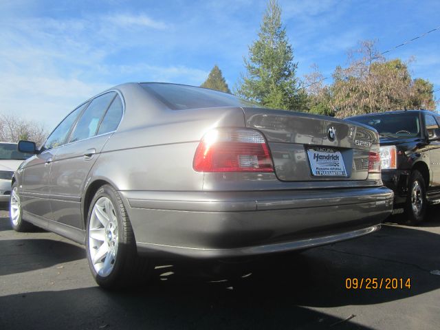 BMW 5 series 2003 photo 1