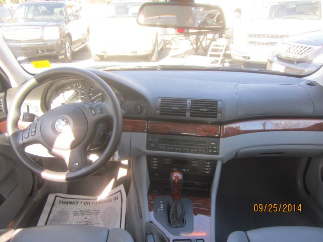 BMW 5 series 2003 photo 4