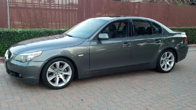 BMW 5 series QUAD CAB SLT Laramie Sedan