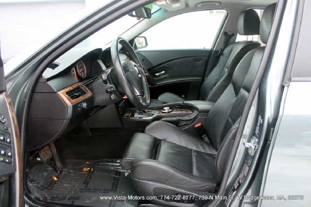 BMW 5 series 2004 photo 4