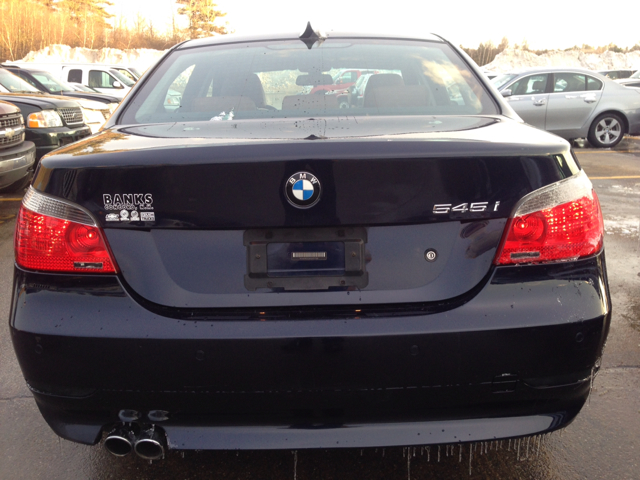 BMW 5 series 2004 photo 1