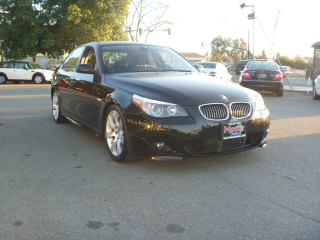 BMW 5 series 2004 photo 4
