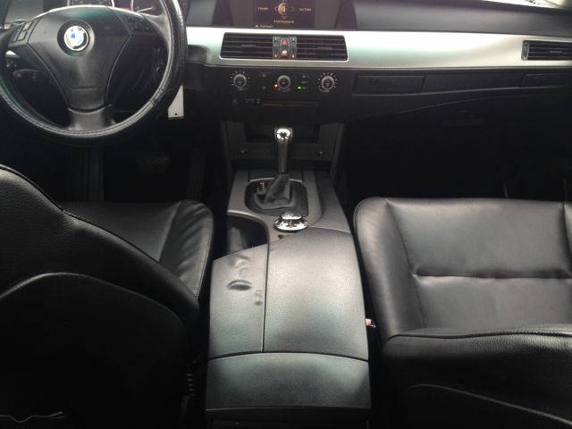 BMW 5 series 2004 photo 3