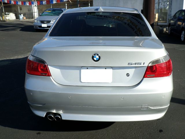 BMW 5 series 2005 photo 4