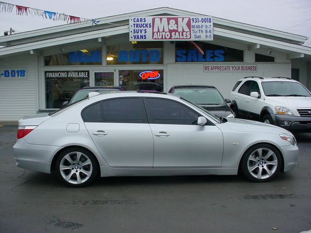 BMW 5 series 2005 photo 1