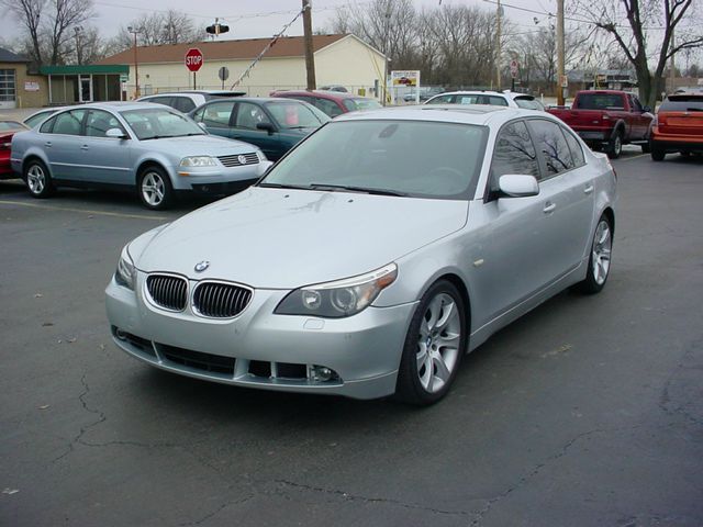 BMW 5 series 2005 photo 3