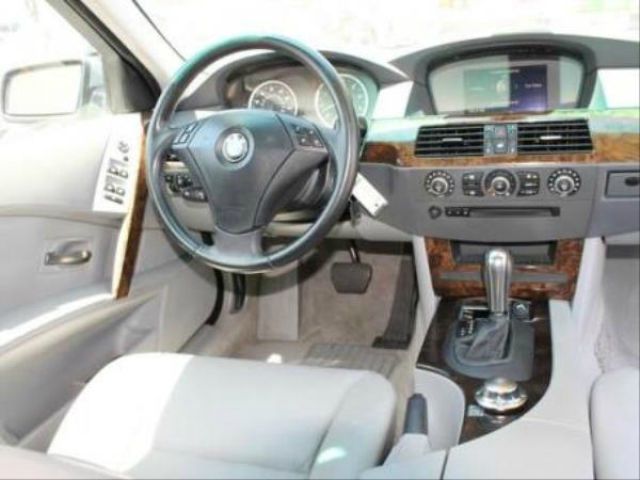 BMW 5 series 2006 photo 2