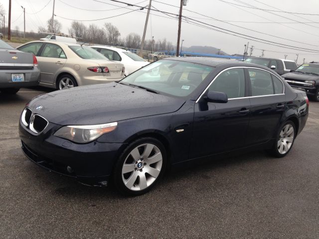 BMW 5 series Luxury Premier Sedan