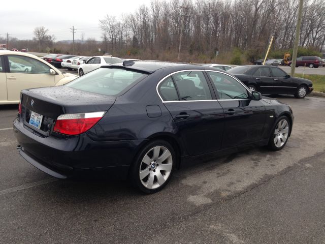 BMW 5 series 2007 photo 2