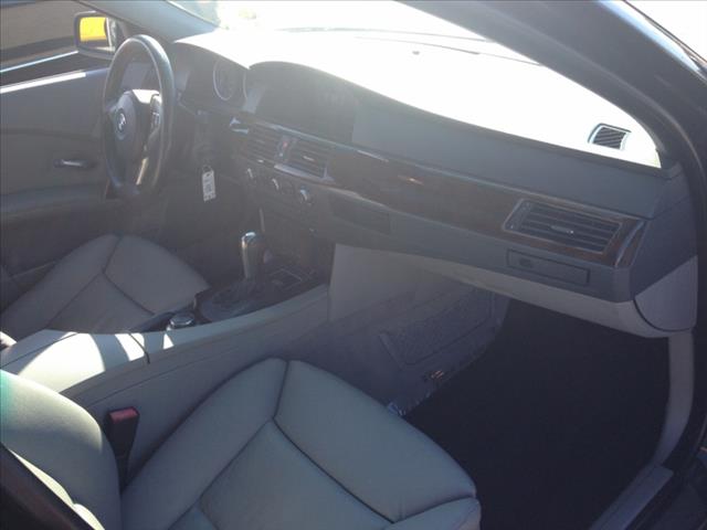 BMW 5 series 2007 photo 3
