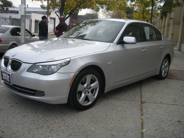 BMW 5 series 2008 photo 4
