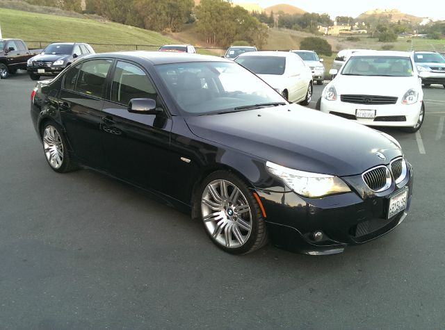 BMW 5 series 2008 photo 2