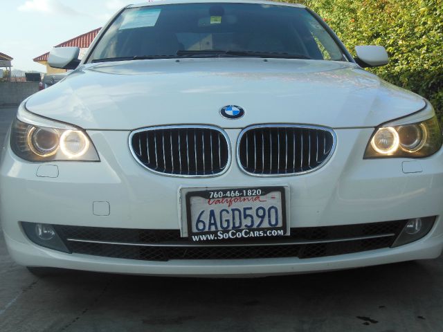 BMW 5 series 2008 photo 2