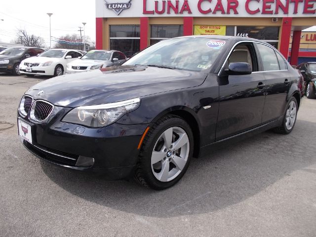 BMW 5 series 2008 photo 2